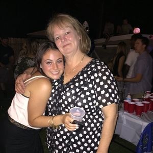 Meet your Posher, Patricia